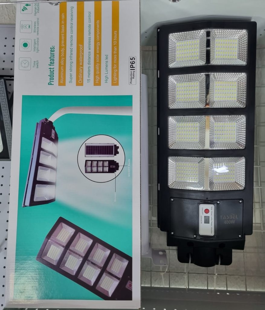 Foco Solar LED Angular 400W Panel Integrado + Pedestal Metálico - Mi ...